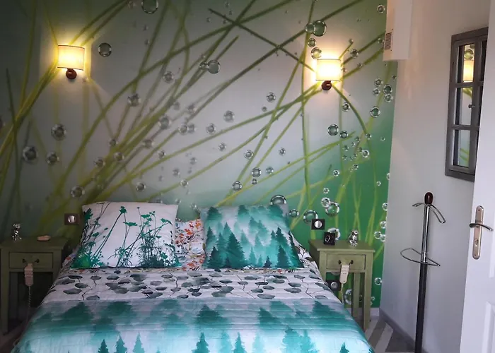 Holiday home Le Logis Du Vendangeur Champillon